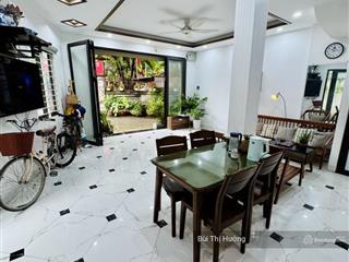 Bán nhà trần khát chân 64m2, 4 tầng, sân rộng, gần ngã tư lò đúc, giá chỉ 8.79 tỷ, sổ đỏ chính chủ