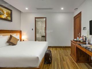 Chuyển nhượng khách sạn 3* view biển  giá đầu tư 135ty