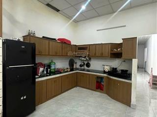 Bán nhà 2 mặt kiệt  gần đh bách khoa  giá cực tốt  đậu được xe ô tô