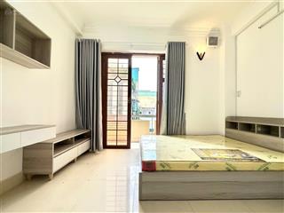 Cho thuê phòng 40m2 ban công, full nội thất, ngay đường nguyễn thượng hiền, gần khu phan xích long