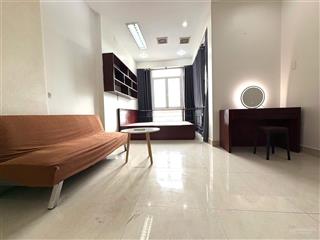 Cho thuê phòng 45m2 full nội thất máy giặt riêng ngay đào duy anh , gần sân bay , giáp quận 1, 3