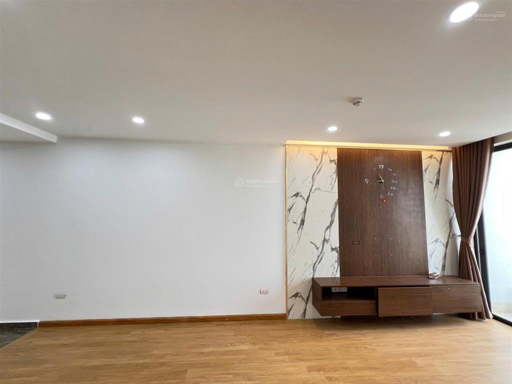 Bán căn hộ chung cư e2 chelsea residences, yên hòa. 1n1vs, sửa thành 2n được, 6.5 tỷ.  0988 982 ***