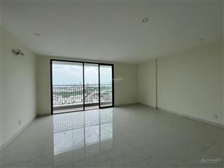 Bán căn hộ goldora plaza, 3pn2wc, nhà không nội thất, giá 40tr/m2