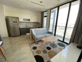 Bán căn hộ 2pn view lm81 ở vinhomes golden river 10,5 tỷ 74m2