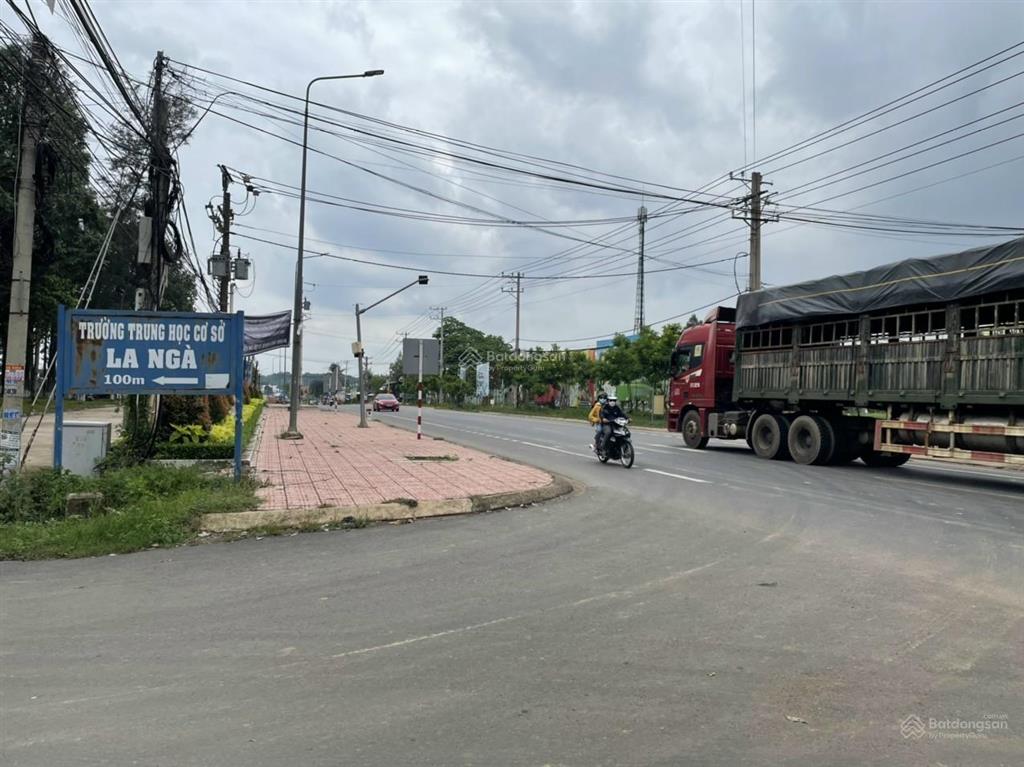 Bán đất ngay gần quốc lộ 20, trung tâm xã phú ngọc, đường ô tô, sổ hồng riêng