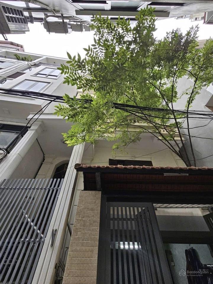 Biệt thự lạc long quân 93m2 mặt tiền 7m 30.5 tỷ gara ô tô vài bước chân ra hồ tây