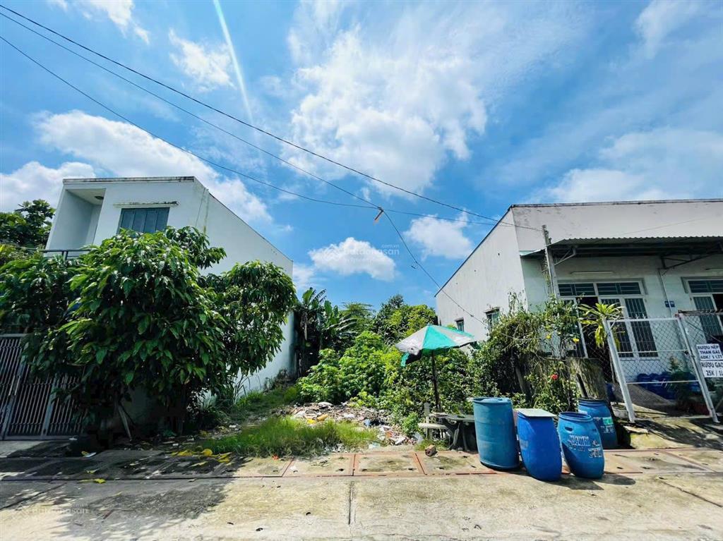 Cần tiền cho con học đại học, chủ gửi bán lô đất 380m2, giá 650 triệu, tại tân thông hội, củ chi
