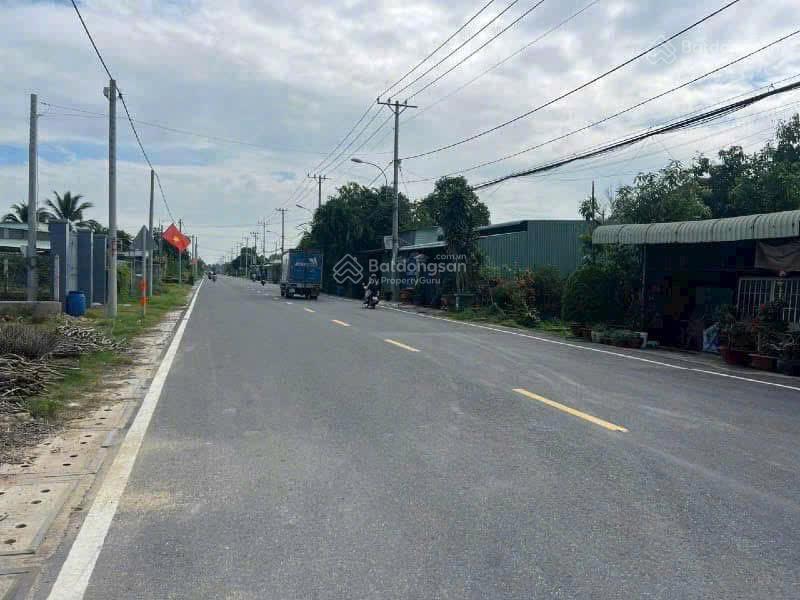 Chủ ngộp bank gửi bán gấp lô đất 318m2 full thổ. giá750 triệu. tại xã phước vĩnh an, củ chi