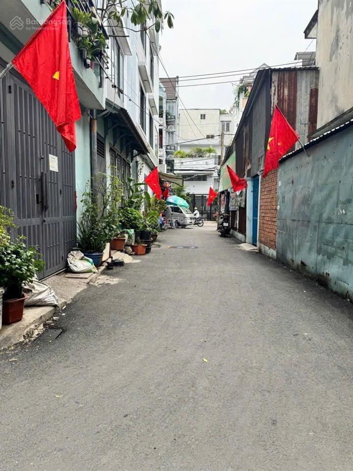 Bán nhà 3 tầng 60m2, đường nguyễn thị thập, sát lotte, quận 7, nở hậu 6m, hẻm xe tải, chỉ 6 tỷ