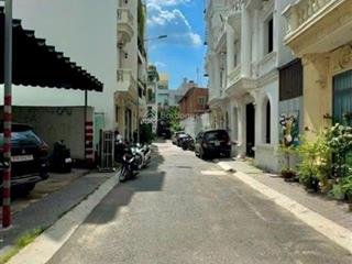 Nhà đẹp 4 tầng bề thế, 80m2 ngang 5, lâm văn bền q7, dân trí cao, nội thất cực đẹp, chỉ 7.9 tỷ