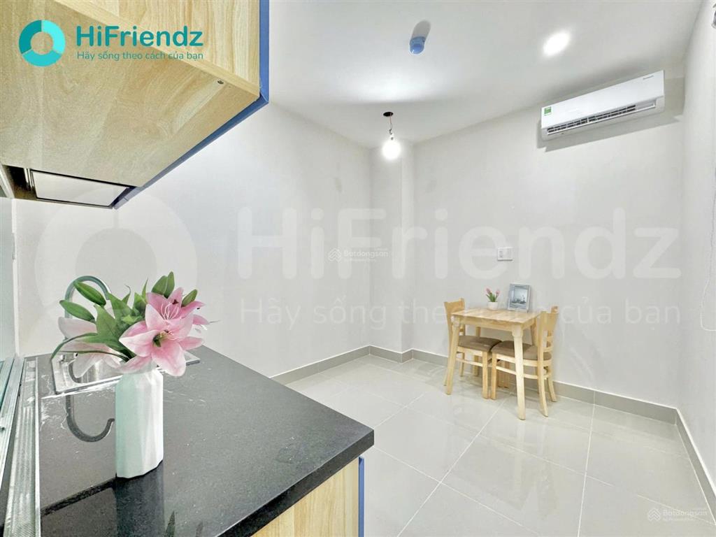 Cho thuê căn hộ dạng 1pn tách bếp, ban công riêng, được nuôi pet, nằm gần trường umt
