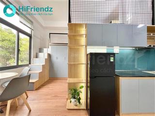 Cho thuê căn duplex đầy đủ nội thất cao cấp, có cửa sổ trời thoáng mát, được nuôi pet