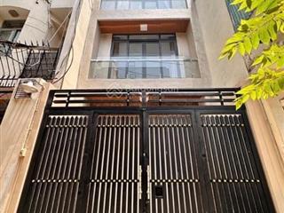 Cần tiền bán nhà đ bạch vân phường 5 quận 5. dt 71,5m2/3tỷ88 gần chợ hoà bình đang cho thuê 32tr/th