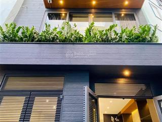 Kẹt tiền bán nhà pastuer, p6, quận 3. dt 73,5m2/4tỷ290 đang cho thuê 26 tr/th gần đại học kiến trúc