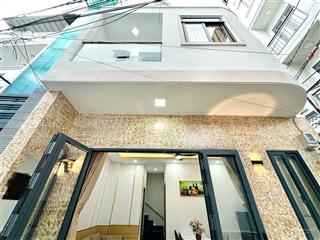 Cô chín cần tiền bán gấp nhà 3tỷ57 lê văn sỹ p12 quận 3. dt 74,7m2 hiện thuê 22tr/th gần co.op mart