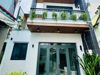 Cần bán gấp căn nhà 67,2m2/2tỷ980 võ duy ninh phường 22 bình thạnh. ngay đầu đường nguyễn hữu cảnh