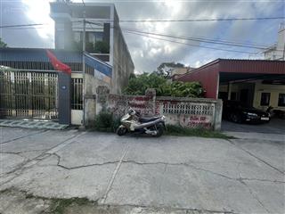 Lô đất hướng đông nam ô tô vào tận đất