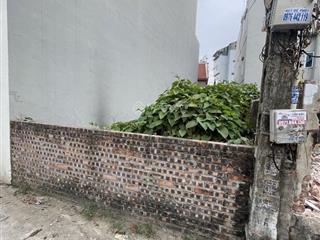 Đất liên mạc  4,5 tỷ  ngõ thông nở hậu  bãi gửi ô tô gần nhà.