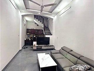 Bán nhà phố bạch đằng  5 tầng  40m2  vài bước ra phố kinh doanh sầm uất  3.95tỷ