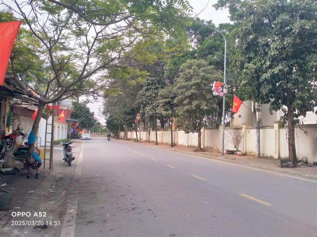Bán đất + nhà 3 tầng full tiện ích ô tô đỗ cửa trung tâm mới của đông anh