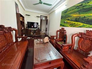 Chỉ nhỉnh 10 tỷ nhà 5 tầng phân lô tt cầu đường kiến hưng ô tô đỗ cửa ở ngay làm vp cho thuê đỉnh