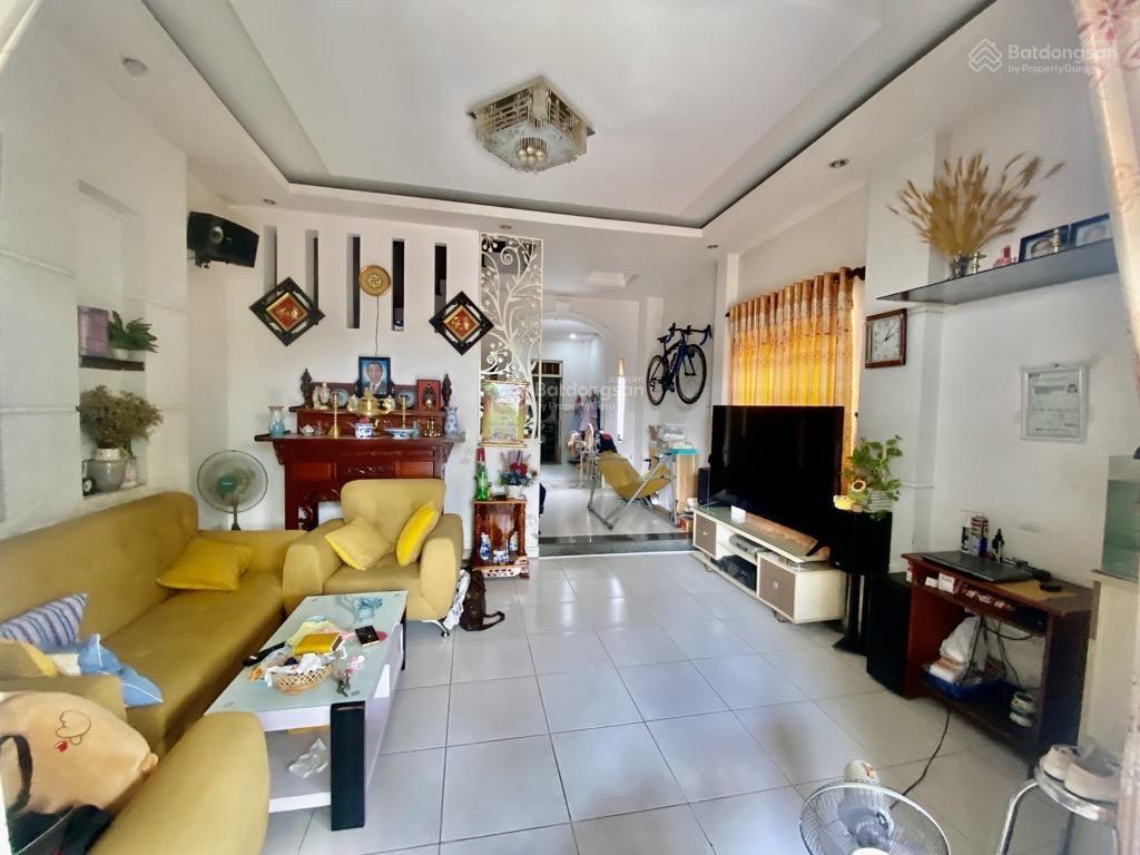 Hiếm nhà 2 tầng 5x12m ngay chợ thủ đức võ văn ngân,60m2 giá nhỉnh 3 tỷ