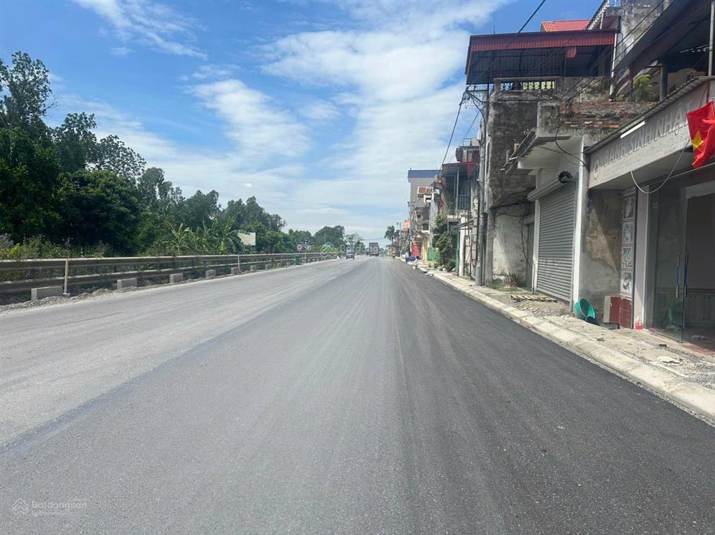 Bán đất 2 mặt đường tỉnh 385 xã đại đồng gần ga và cảng cạn đường sắt lào cai  hải phòng