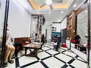 Bán nhà riêng gần hồ tùng mậu, hoàng công chất, phú diễn, bắc từ liêm. dt 30m2. giá 7 tỷ