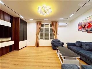 Bán nhà trung tâm q.cầu giấy. dt 35m2 5 tầng 7.5 tỷ.nhà mới đẹp full nội thất