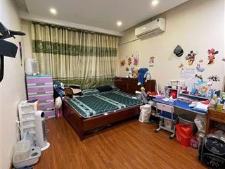 48m2, 7.3 tỷ, ngõ rộng ba gác vào thoải mái, sổ nở hậu