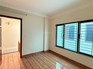Bán nhà phú đô  mặt tiền 6.6m x 5 tầng  7m ra ô tô đỗ  6.5 tỷ