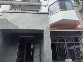 Bán bt 192m2, 4pn, 4wc giá siêu hời ở trần trọng cung, q7, hcm