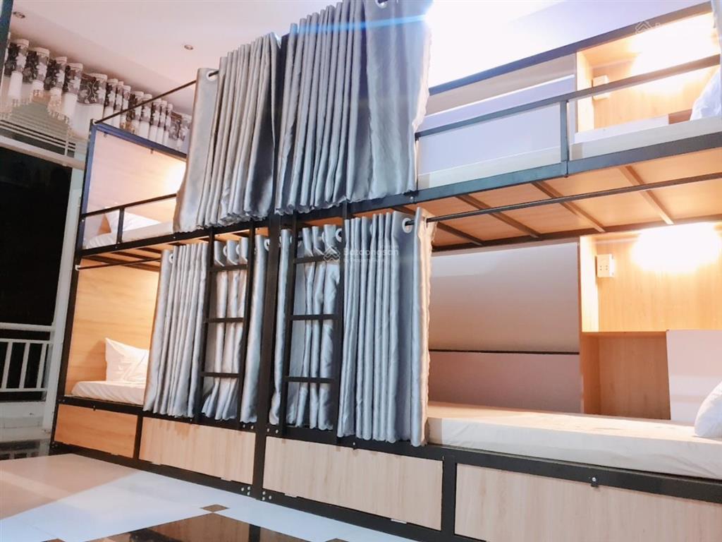 Chốt deal chiếc giường ktx cao cấp tô hiến thành quận 10 trọn gói tất tần tật