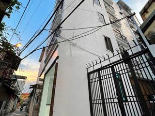Nhà mặt ngõ kinh doanh  oto chạy thông tứ phía  view cực thoáng  có thang máy