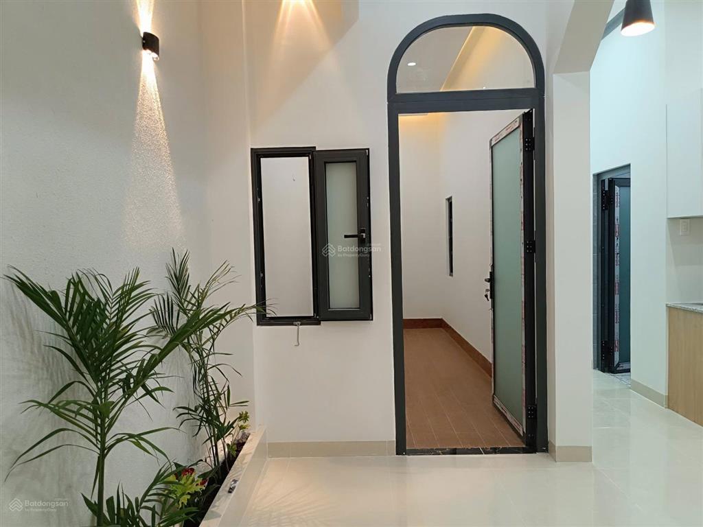 Bán nhà mới mặt tiền nhựa gần khu đan chi phong nẫm, phan thiết cũ, full nội thất