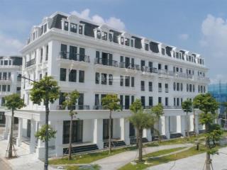 Gia đình cho thuê nhà liền kề 95m2 5 tầng có nội thất louis city hoàng mai