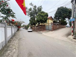 Bán lô đất gần chợ cói vĩnh yên đường 2 xe tránh nhau
150,5m2 đông phú phường đồng tâm  vĩnh yên