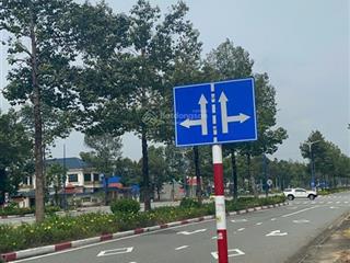 Bán gấp lô đất 150m2 full sổ mặt tiền vành đai 4 trung tâm thành phố bến cát