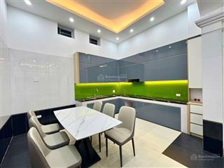 Bán nhà phố vàng lai xá  kinh doanh  vị trí tuyệt đẹp, phân lô vỉa hè, ôtô tránh. 70m2, 14 tỷ