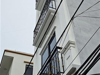 Bán nhà siêu đẹp, mới, 40m2, 4 tầng. giá sốc 3,96tỷ  trạm trôi, hoài đức