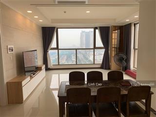 Cho thuê căn hộ góc 3pn view hồ cực đẹp tại starlake tây hồ tây