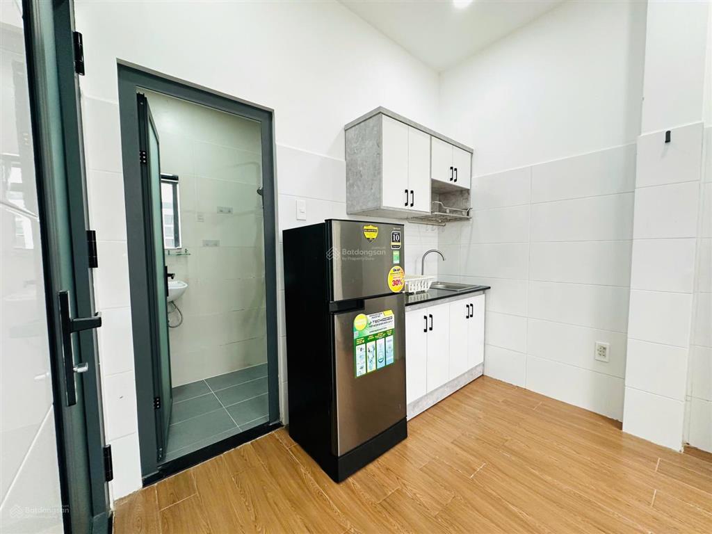 Hot! cho thuê studio tại nguyễn hữu cảnh, p22, bình thạnh, 5 triệu vnd, 30m2, view landmart