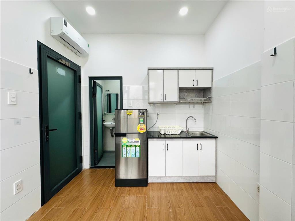 Hot! cho thuê studio tại nguyễn hữu cảnh, p22, bình thạnh, 5 triệu vnd, 30m2, view landmart