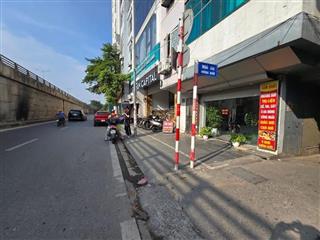 Siêu phẩm đào tấn  6 tầng thang máy  15m ra mặt phố  dân xây chắc chắn