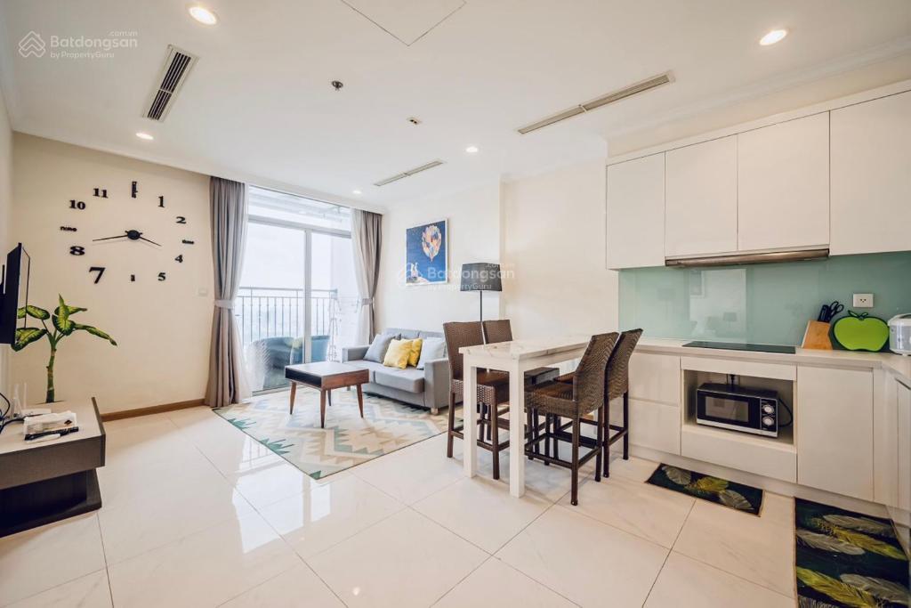 Căn hộ 2pn ngay mặt tiền nguyễn hữu cảnh, bình thạnh. diện tích 60m2 chỉ với 8,6 triệu, vào ở ngay