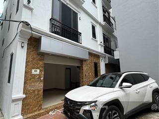 Phân lô ô tô đỗ cửa  vài bước ô tô tránh  5 tầng xây mới  lô góc  thang máy  ở ngay