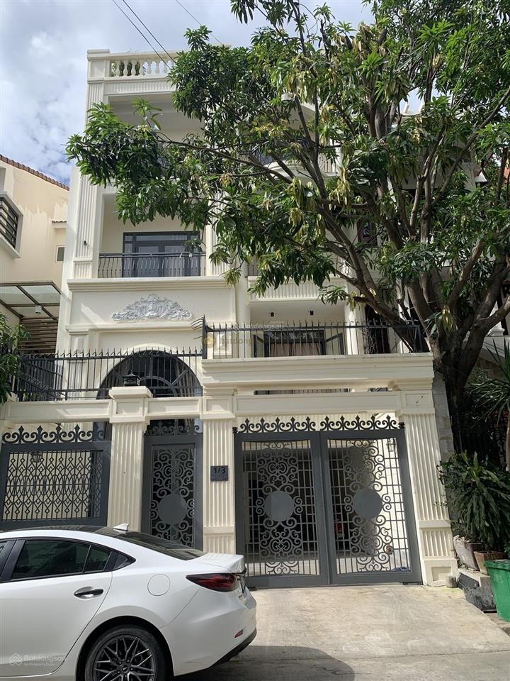 Bán khu làng báo chí nguyễn văn hưởng p. thảo điền dt (10x11m) cn 3 lầu hđt 30 triệu/th giá 32 tỷ