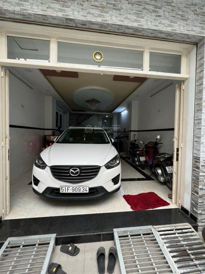Bán nhà 5 tầng, hxhthang máy, gần trường chinh, 5x20m, quận 12, chỉ 9.5 tỷ