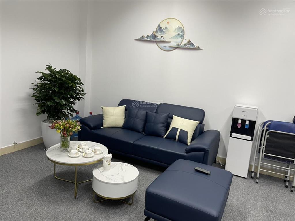 Văn phòng mặt phố thuỵ khuê cạnh hồ tây, ba đình khu phố vip dt 65m2, giá tốt,  0988 453 ***