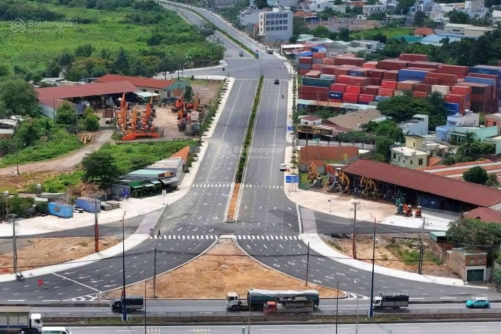 Chính chủ cần bán gấp 2nền nhà phố liền kề đường n1 đối diện chung cư kđt bình nguyên